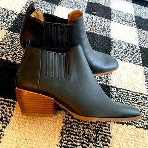 New Directions Edie Booties